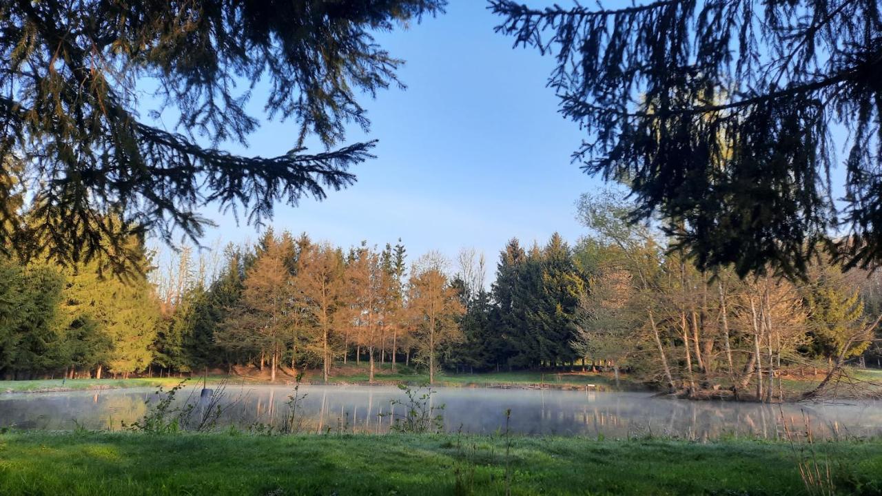 Le Moulin D'Harcy 호텔 Lonny 외부 사진